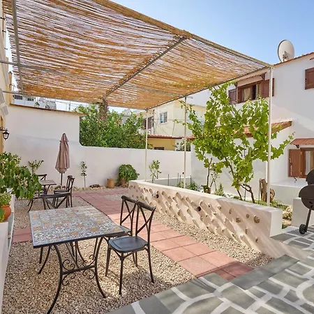 Vasileios Moments 公寓 *